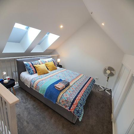 Modern Loft In Christchurch Cbd With Private Courtyard Екстер'єр фото