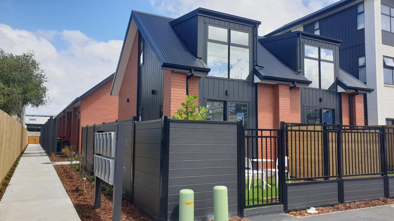 Modern Loft In Christchurch Cbd With Private Courtyard Екстер'єр фото